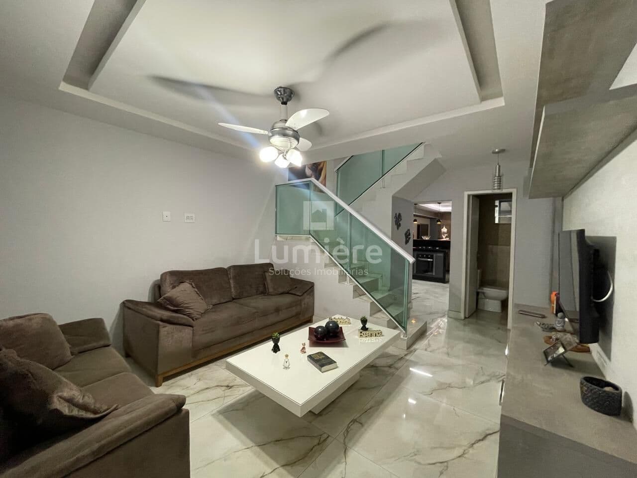Casa Duplex 2 Quartos sendo 2 Suítes no Bairro de Fátima, Barra do Piraí - RJ