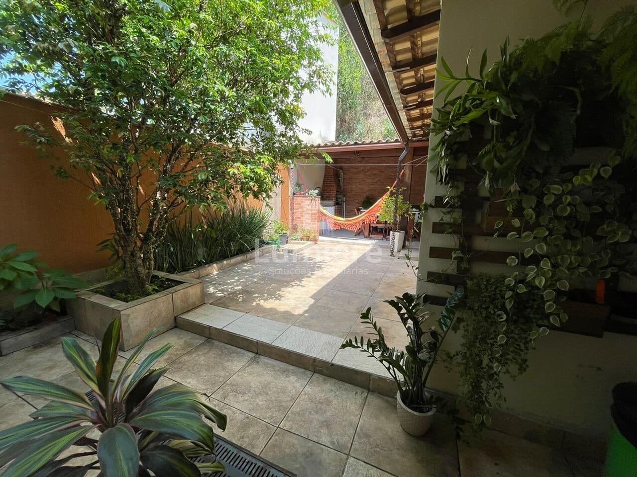 Casa à Venda no Bairro de Fátima – Barra do Piraí/RJ