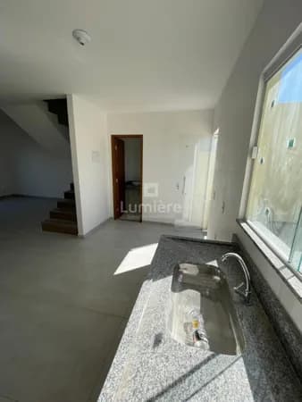 Casa Duplex 2 Quartos 1 Suíte - Roma, Volta Redonda.
