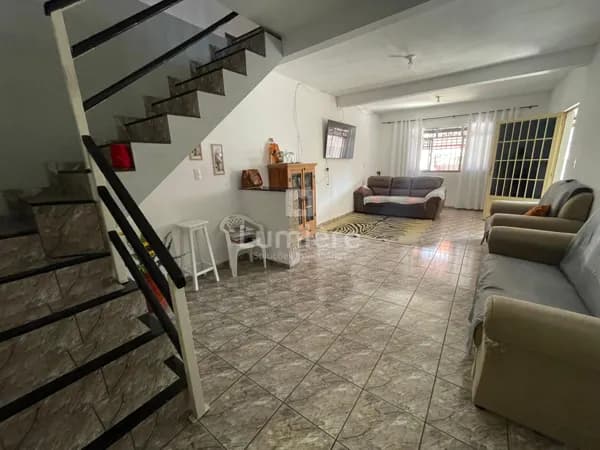 Casa 4 Quartos no Dom Bosco, Volta Redonda - RJ