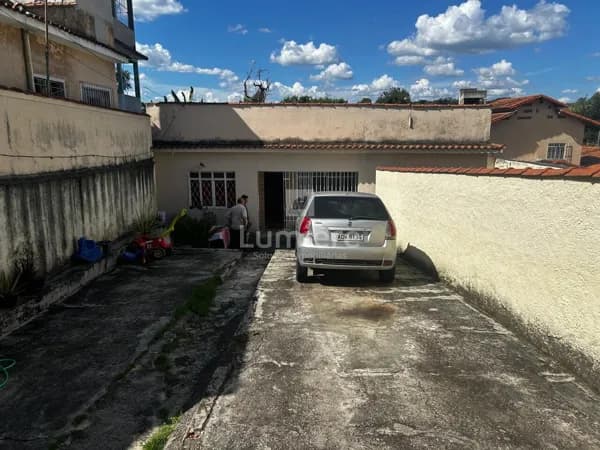 Casa em Pinheiral - Centro