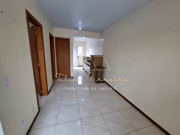 CASA 2 DORMITORIOS AMPLO PATIO Á VENDA EM CACHOEIRINHA