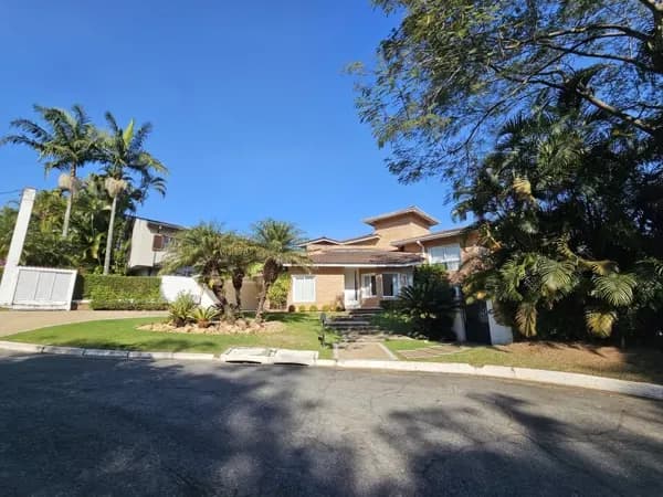 Casa com terreno enorme oportunidade