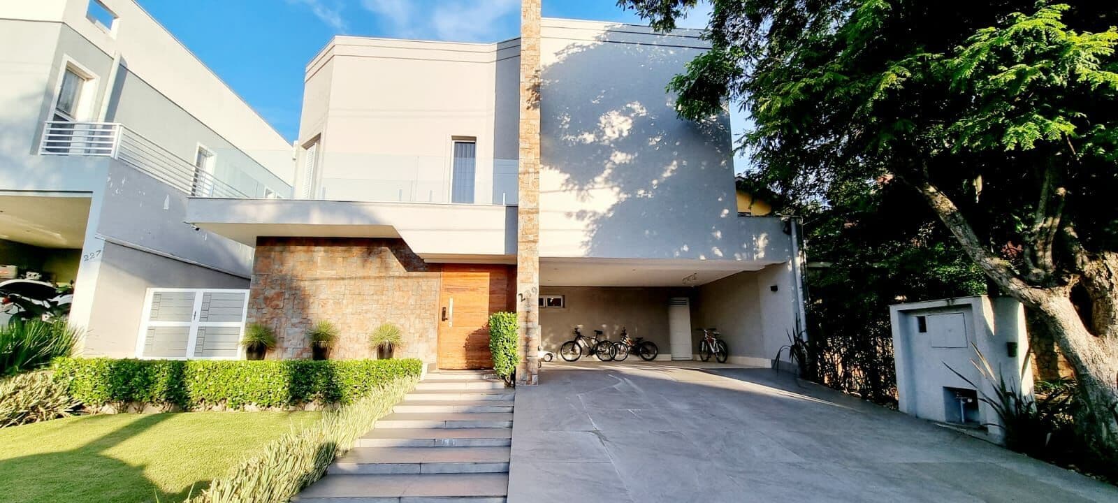 Casa em Condomínio para Venda em Alphaville Santana de Parnaíba-SP
