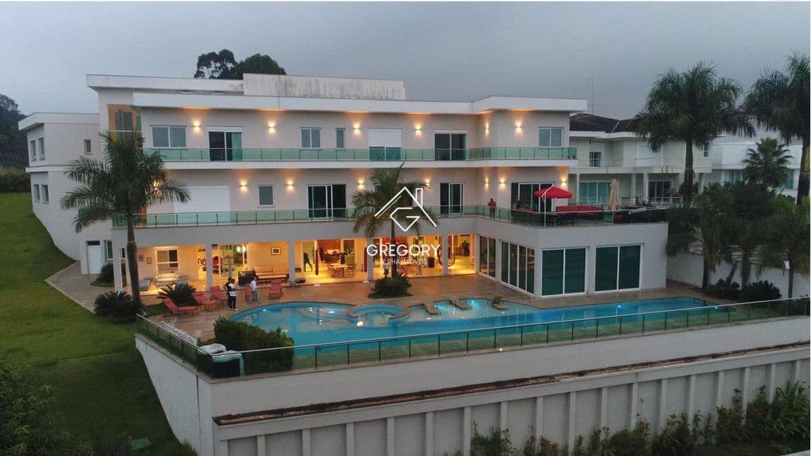CASA MARAVILHOSA MOBILIADA ALTO PADRÃO - TAMBORÉ 2