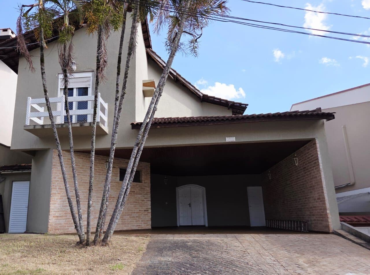 Casa em Condomínio para Venda e Aluguel em Alphaville Santana de Parnaíba-SP