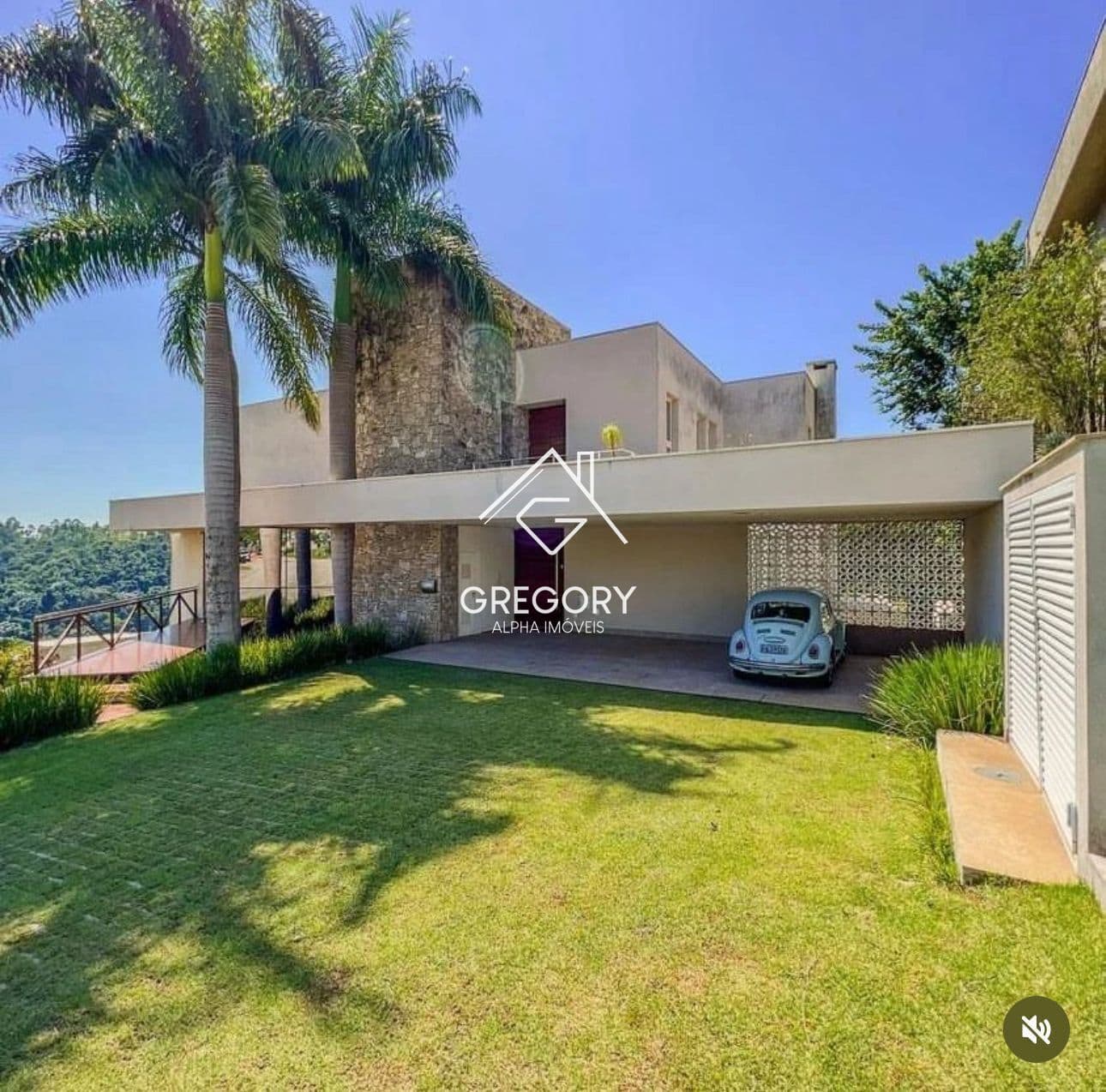 CASA EXUBERANTE NO GÊNESIS 2 – ALPHAVILLE