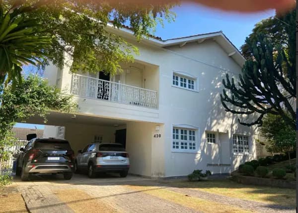 Casa em Condomínio mobiliada