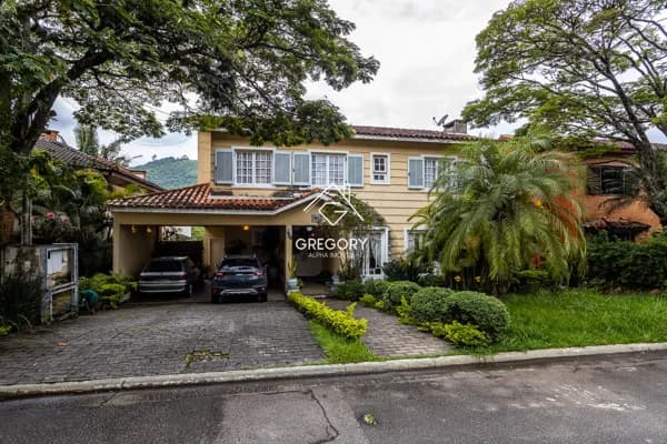 Casa em Alphaville Residencial 10
