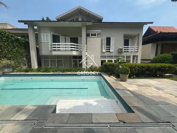 Casa em Alphaville Residencial 10