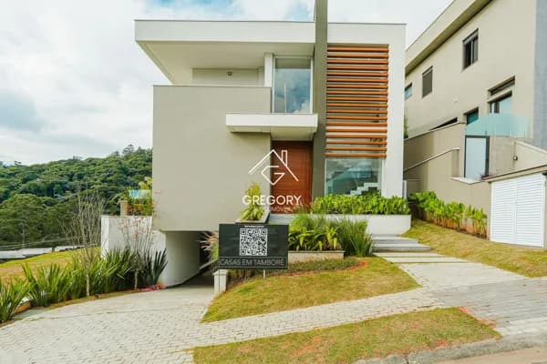 🏡 CASA DE ALTO PADRÃO NO Tamboré 10