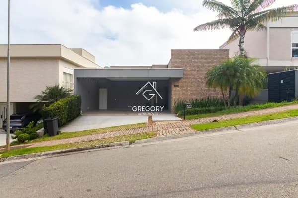 CASA NO RESIDENCIAL ITAHYE
