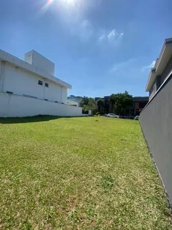 TERRENO COM VISTA NO TAMBORÉ 11