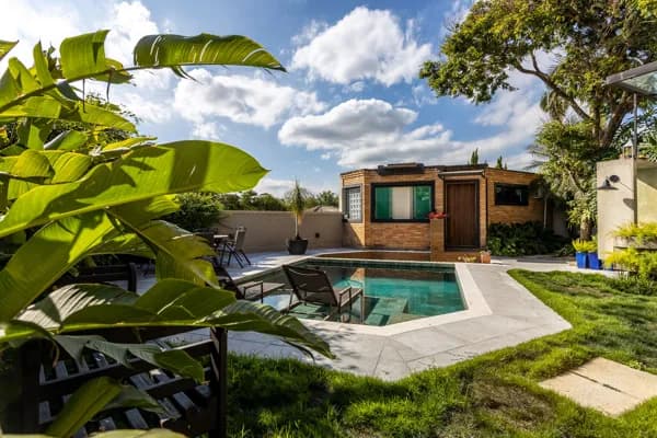 Casa em Condomínio para Venda em Alphaville Santana de Parnaíba-SP