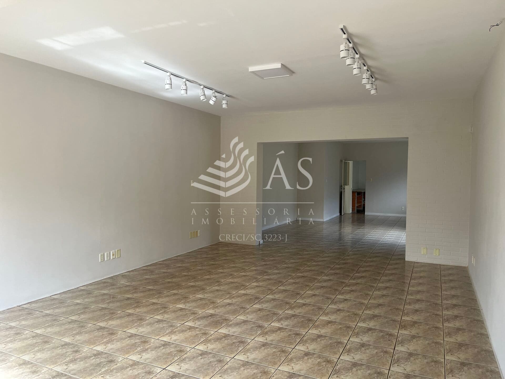 Sala comercial Térreo em Velha, Blumenau/SC