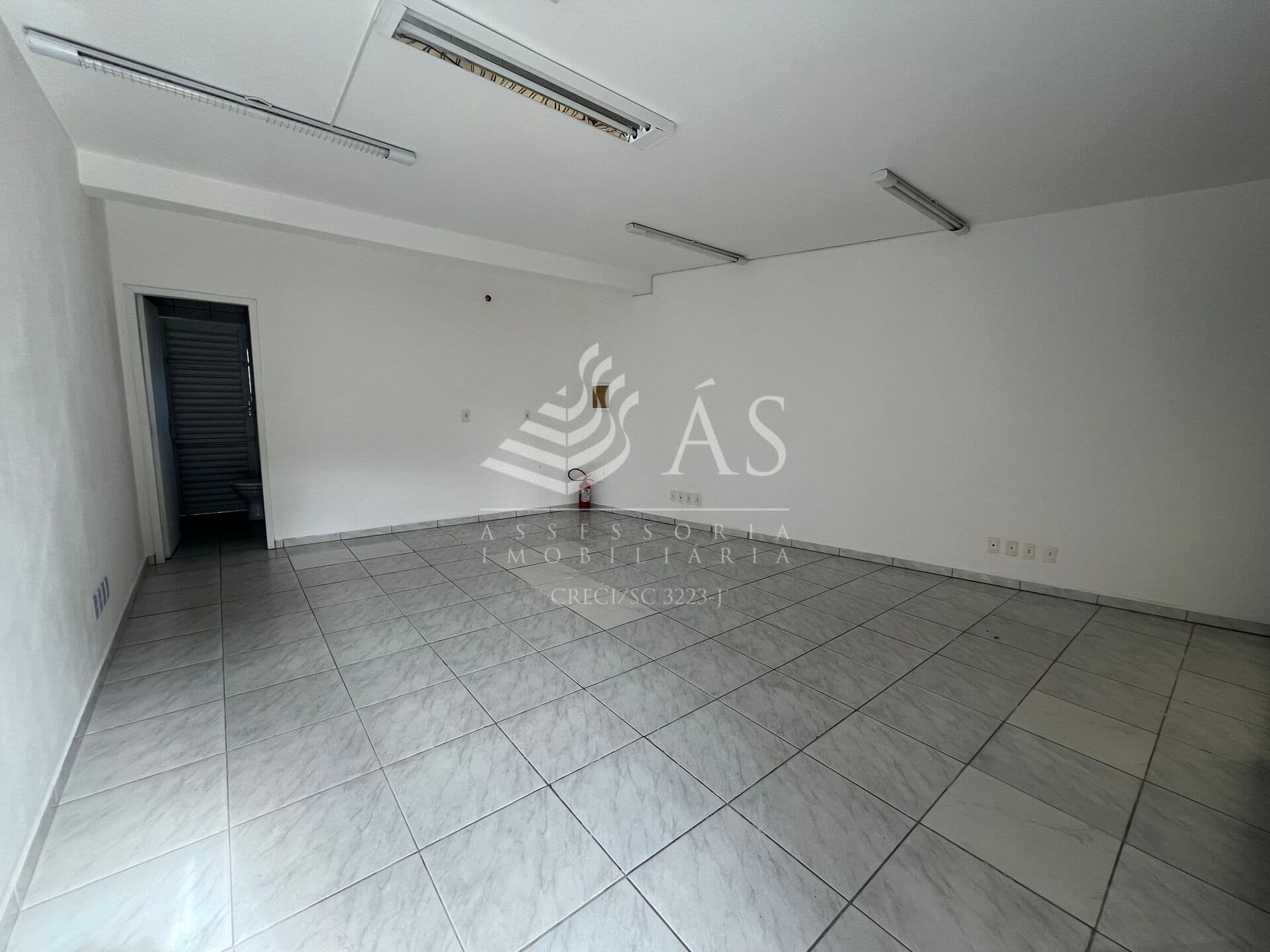 Sala/Conjunto em Blumenau - Velha