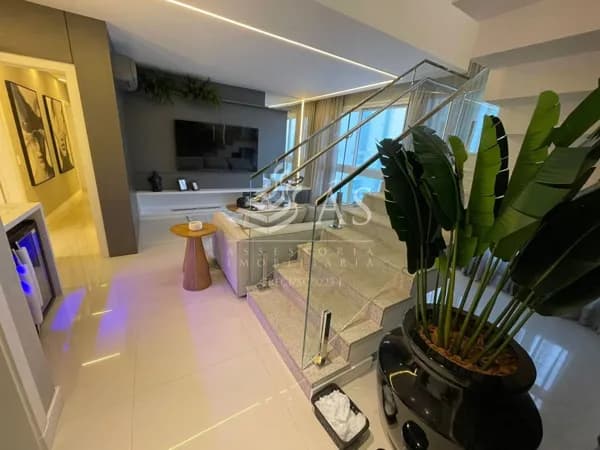 Cobertura mobiliada com 3 suítes à venda - Balneário Camboriú/SC