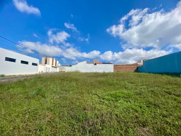 Lote/Terreno em Passos - Jardim Itália