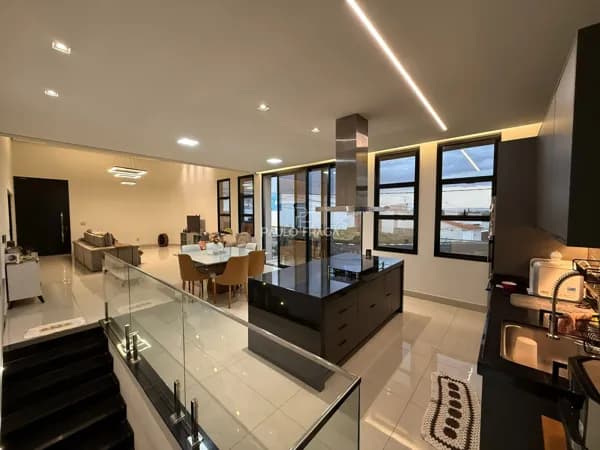 Casa em Passos - Parque das Aroeiras