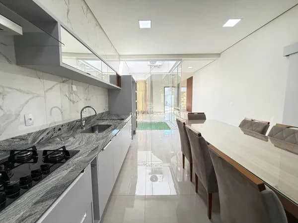 Casa de Condomínio em Passos - Condomínio Monte Belo