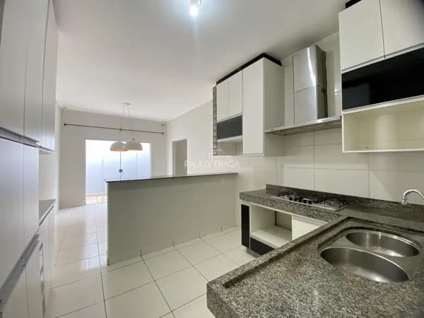 Casa em Passos - Flamboyant