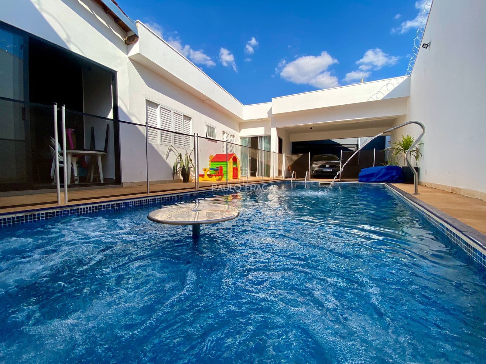 Casa em Passos - Parque das Aroeiras
