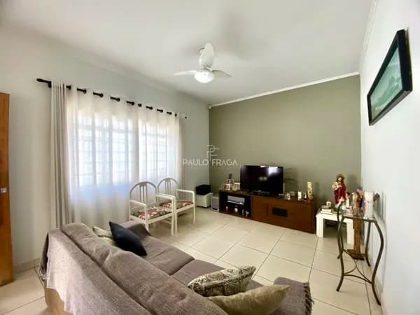 Casa em Passos - Muarama