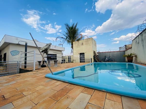 Casa em Passos - Parque Residencial Eldorado