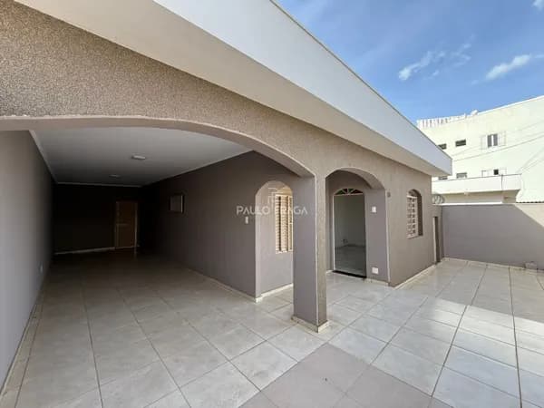 Casa em Passos - Vila Rica