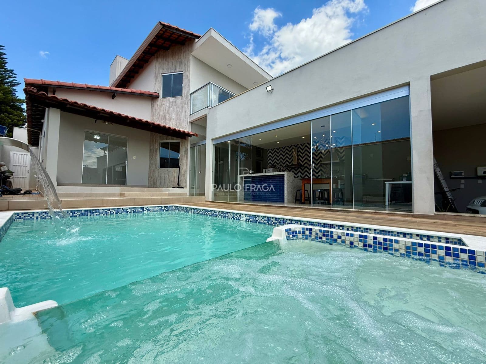 Sobrado em Passos - Parque Residencial Eldorado