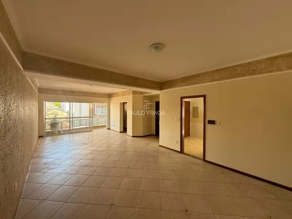 Apartamento em Passos - Centro