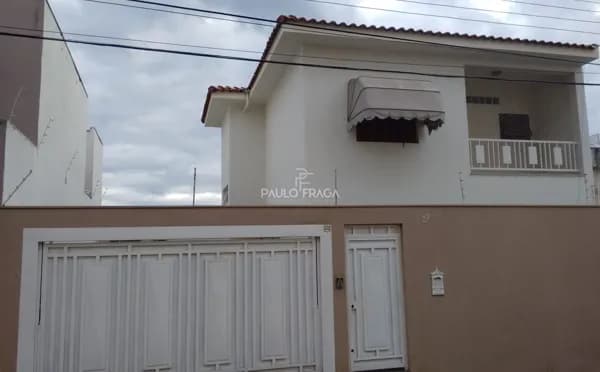 Sobrado em Passos - Muarama