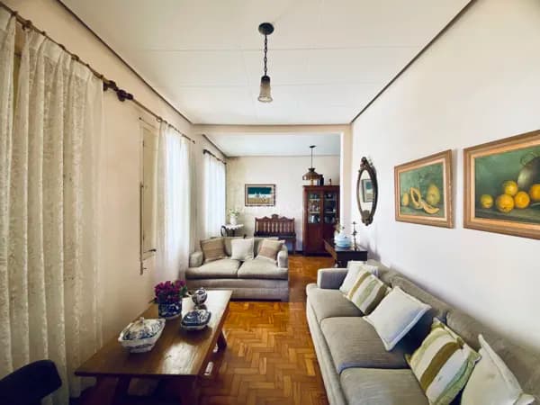 Casa em Passos - Centro