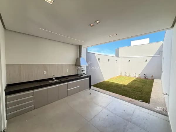Casa em Passos - Parque das Aroeiras