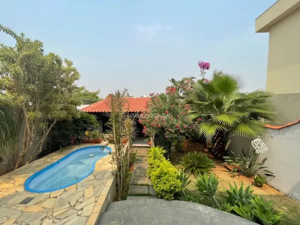 Casa em Passos - Vila Rica