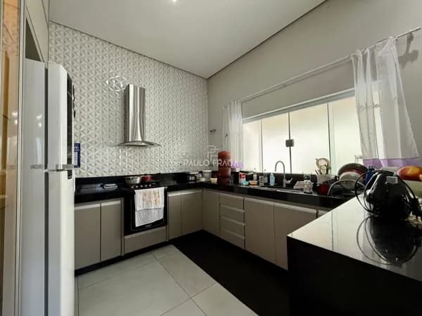 Casa em Passos - Jardim Pinheiros