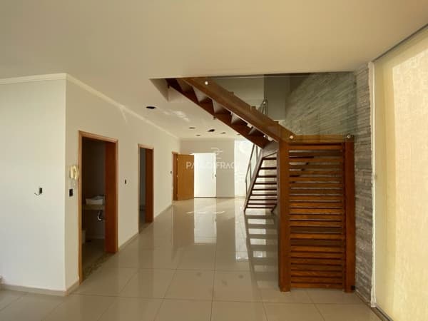 Casa em Passos - Jardim Cidade