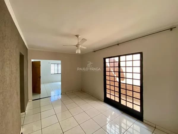 Casa em Passos - Nova Califórnia