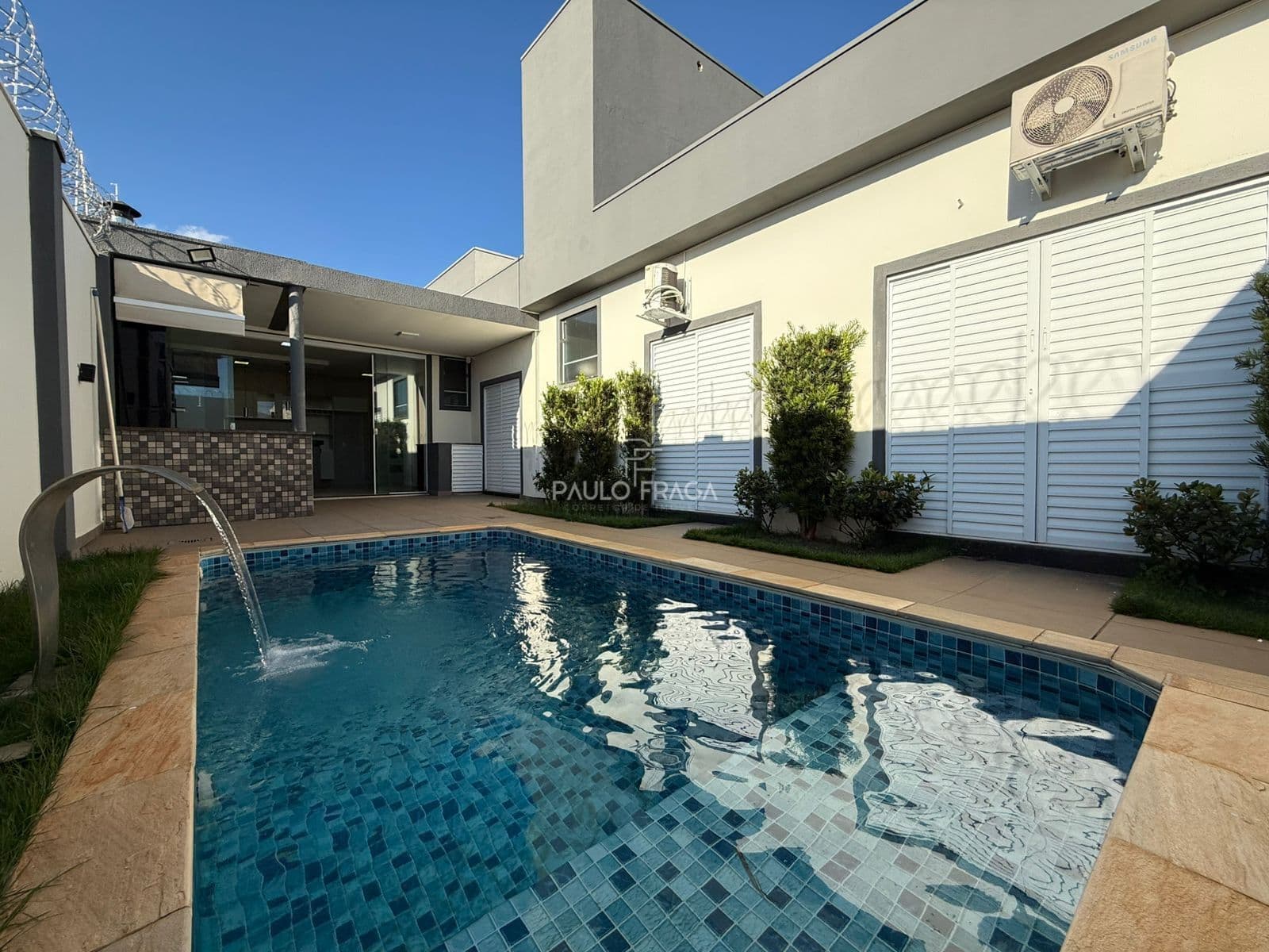 Casa em Passos - Jardim Pinheiros