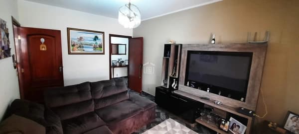 Casa à venda no bairro Jardim Campos Elísios em Poços de Caldas/MG