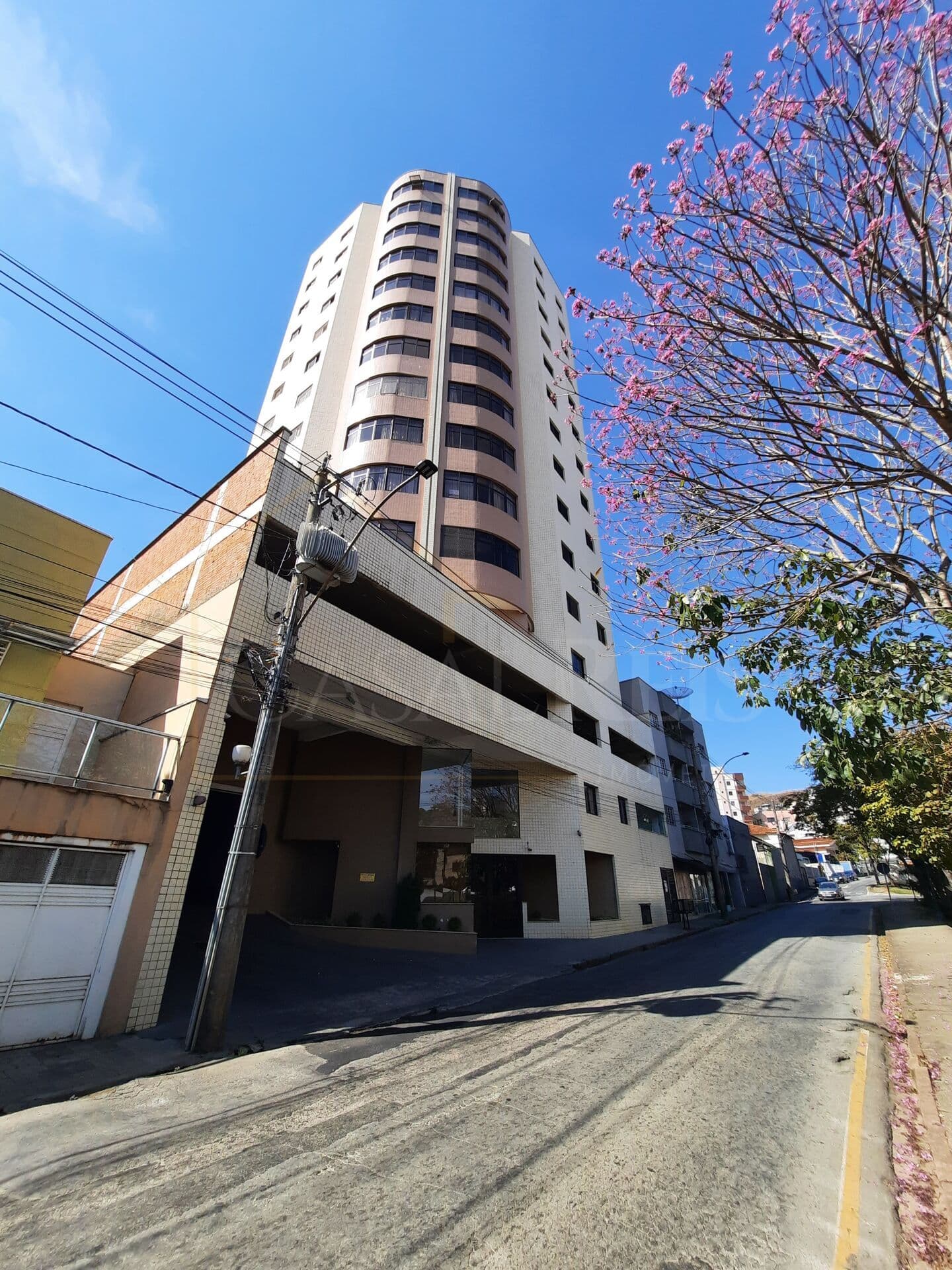 Apartamento Amplo na Área Central