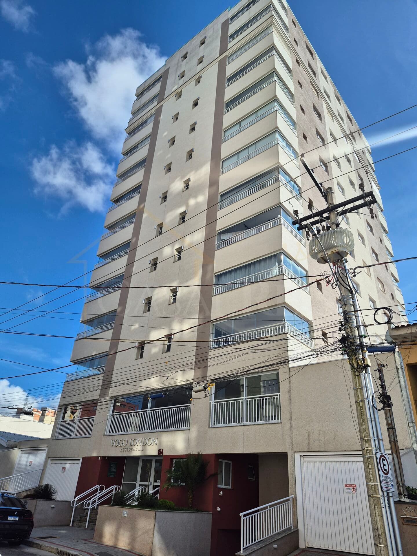 Apartamento com 2 Suítes