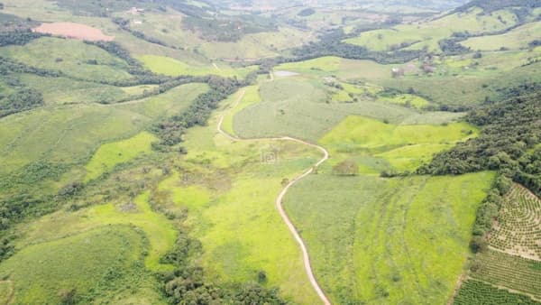 Sítio à venda no bairro Zona Rural em Poços de Caldas/MG