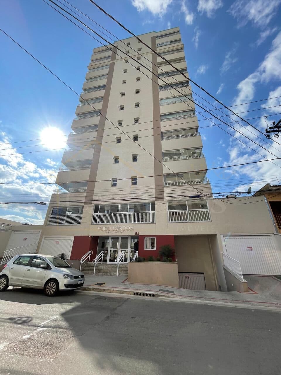 Apartamento com duas suítes na Zona Oeste