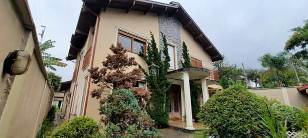 Casa à venda no bairro Bortolan em Poços de Caldas/MG