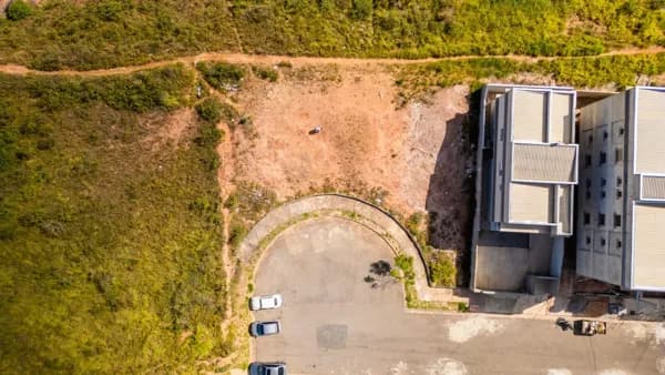 Terreno/Lote Plano na Zona Oeste