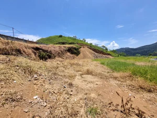 Terreno Plano Região Central