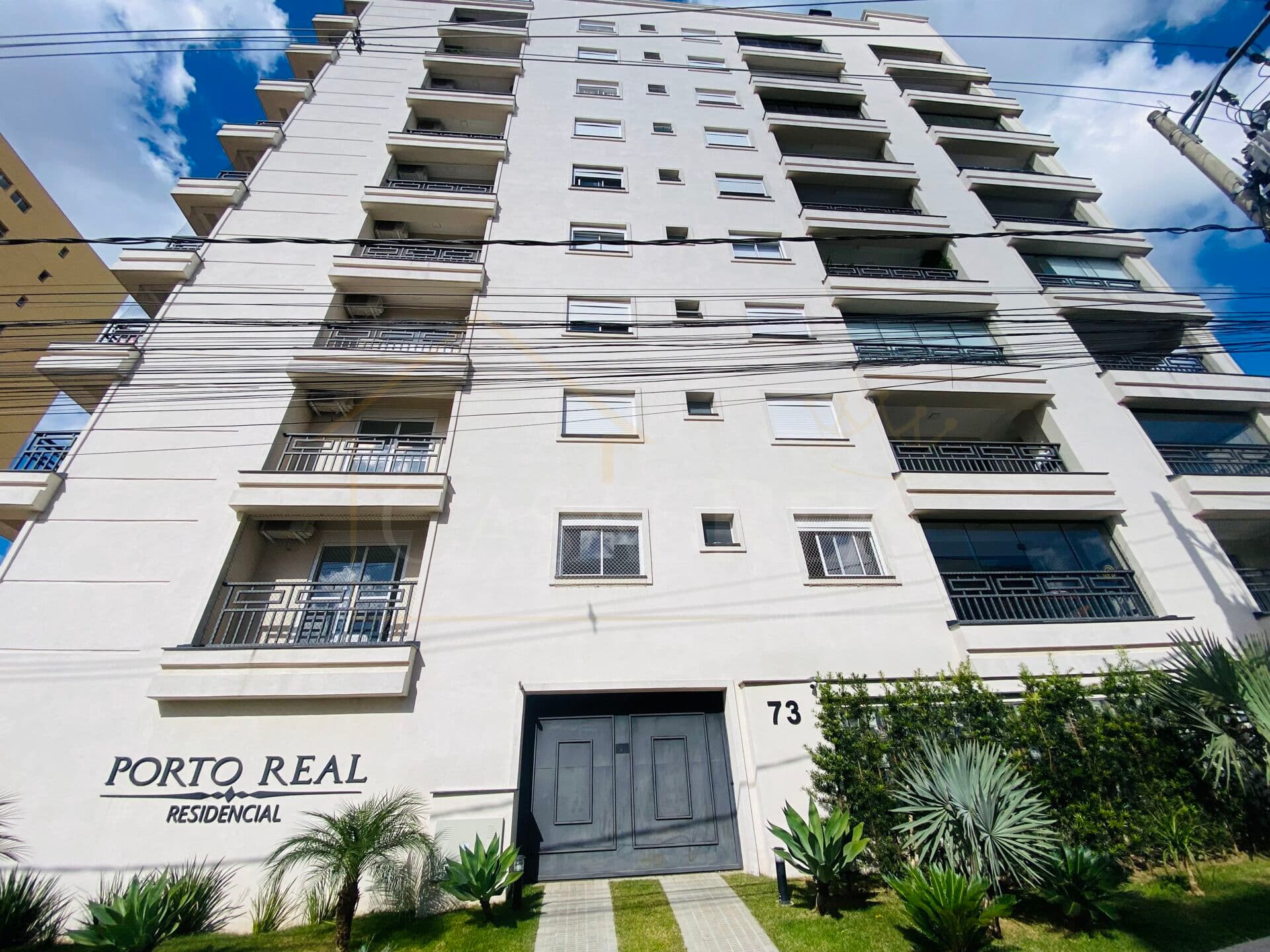 Apartamento com 3 Suítes, Zona Oeste