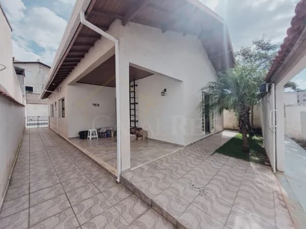 Casa Térrea em Condomínio