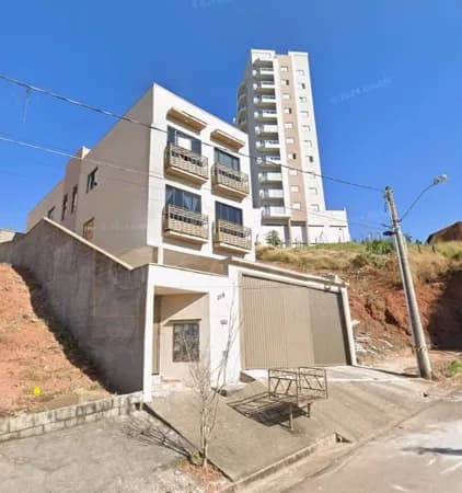 Apartamento na Zona Oeste